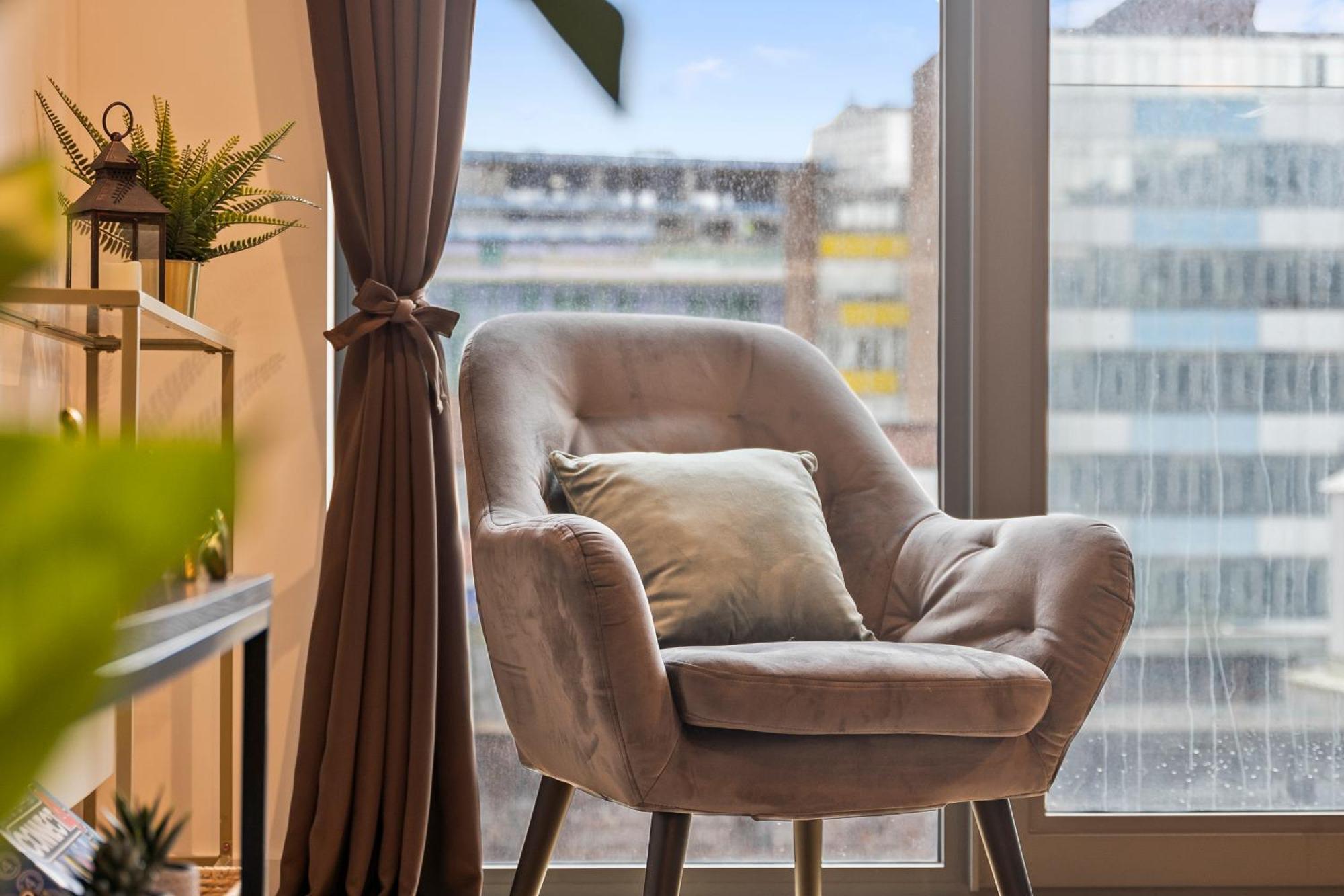 Shanti Suite - 2Bed 2Bath City Centre - Wifi - Netflix- Parking- Modern- Perfect For Family, Contractors, Leisure, Business By Shanti Nights Birmingham Exterior photo